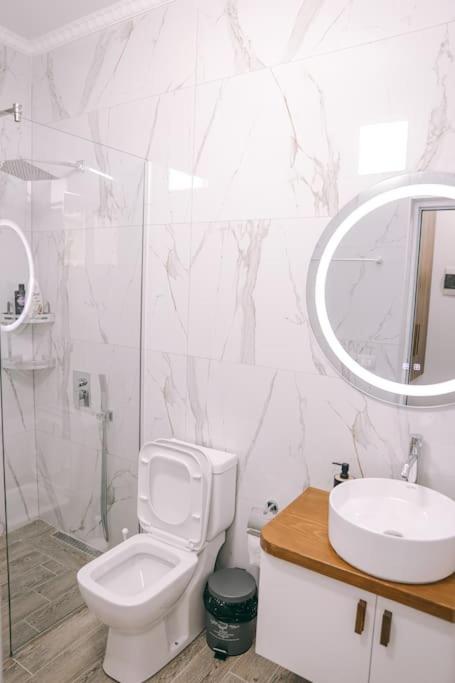 Cereni Guesthouse Берат Екстер'єр фото