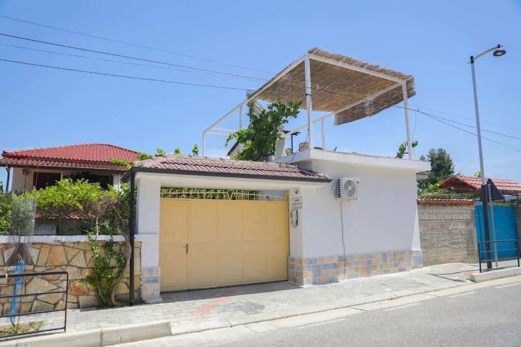 Cereni Guesthouse Берат Екстер'єр фото