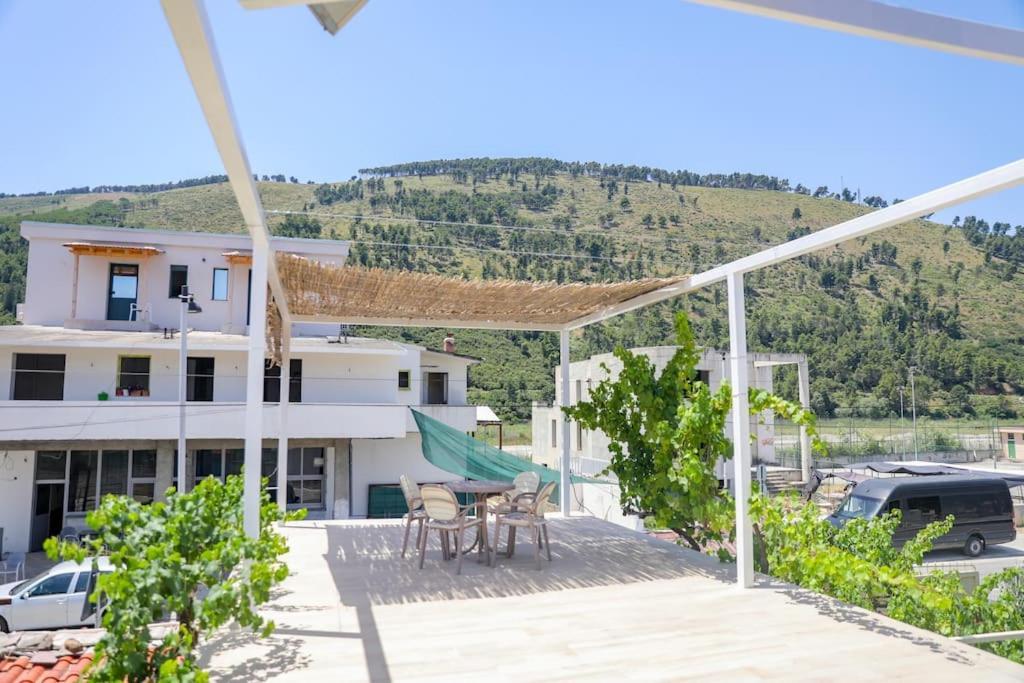 Cereni Guesthouse Берат Екстер'єр фото